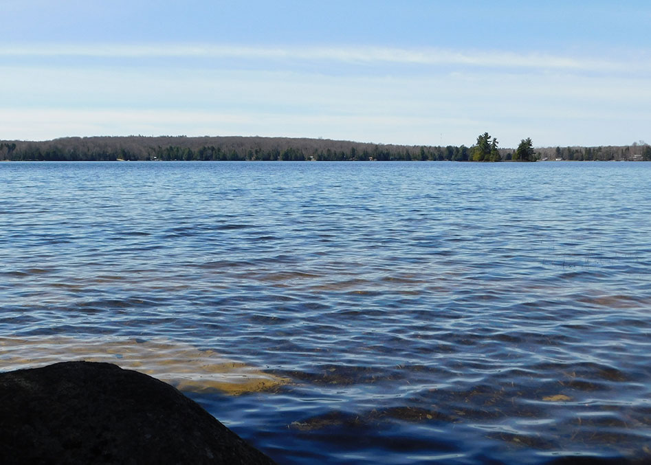 A view of beautiful Lake Nipissing in the Township of Nipissing.