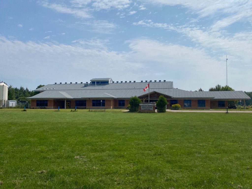 South Shore Education Centre is the school which offers elementary education.